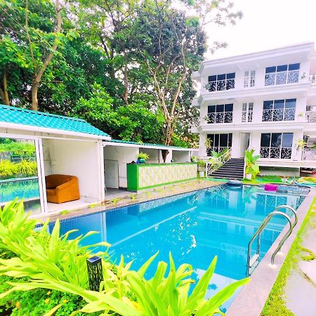 The Mayfield Resort, Vagator Anjuna Exterior foto